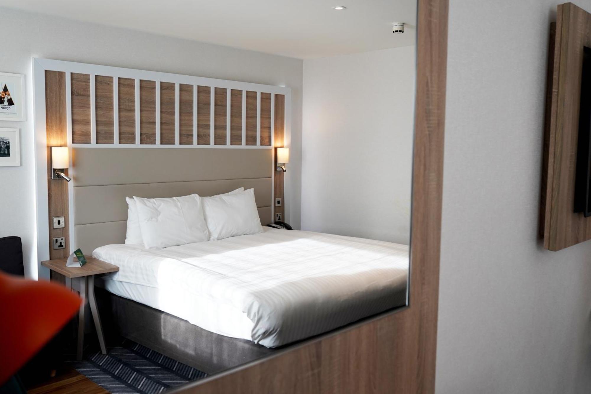 Holiday Inn London-Shepperton By Ihg Dış mekan fotoğraf