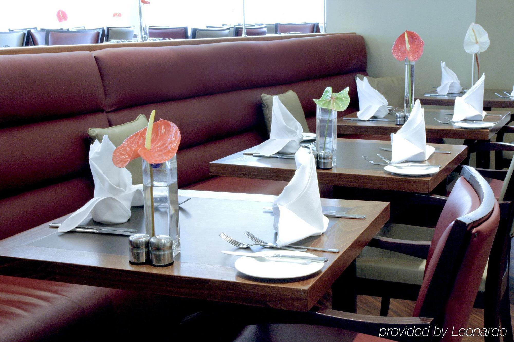 Holiday Inn London-Shepperton By Ihg Restoran fotoğraf